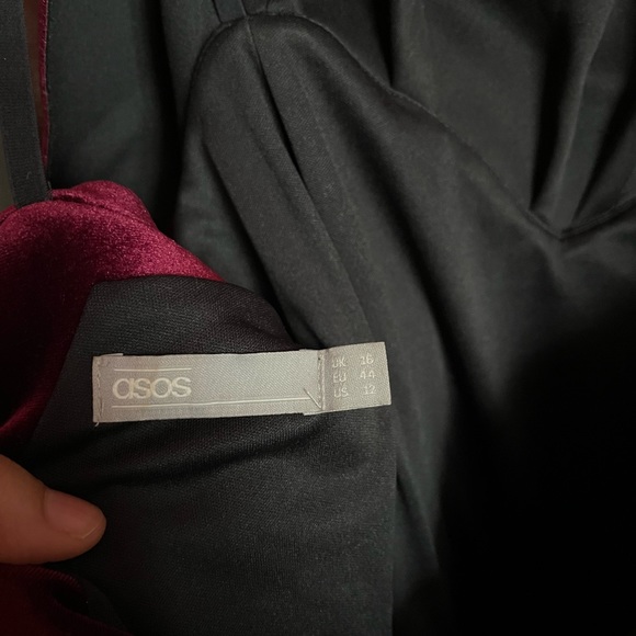 Velvet burgundy off shoulder gown - Picture 7 of 7